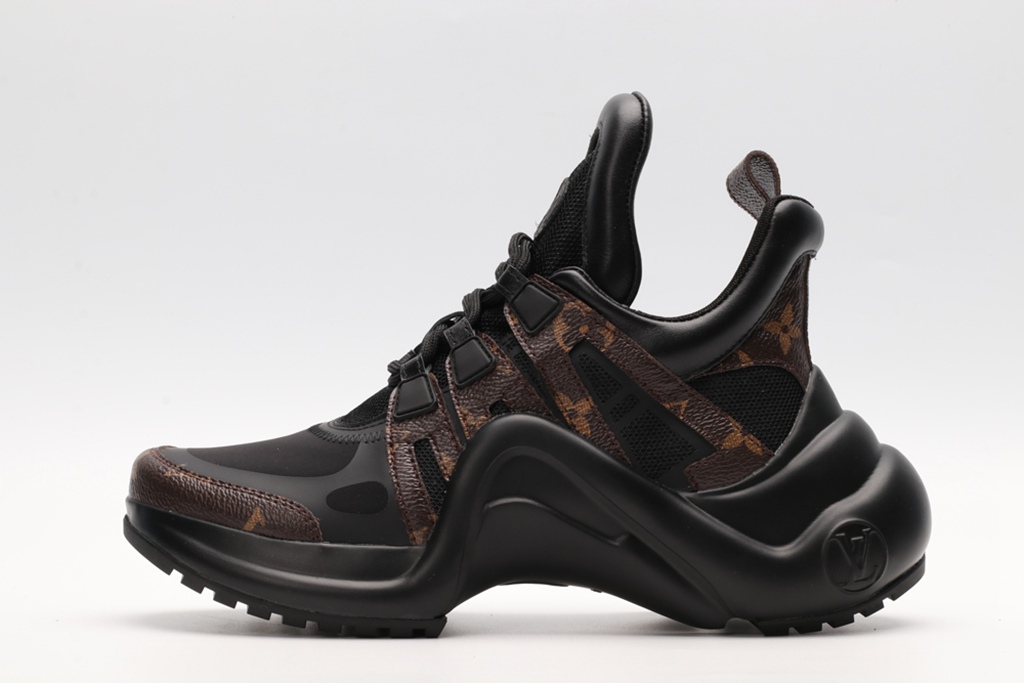 L*V SNEAKER